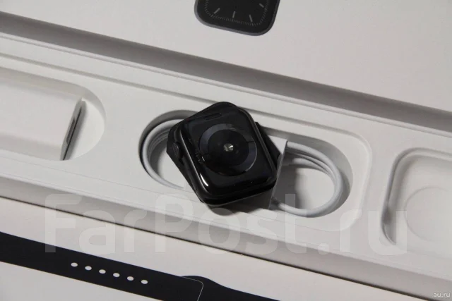 Apple Watch Series 5. NFC ����