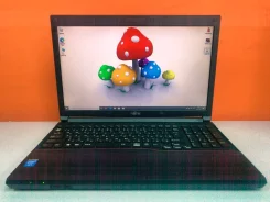 Fujitsu. 15.6", 2,6����, ��� 4 ��, WiFi, Bluetooth ����