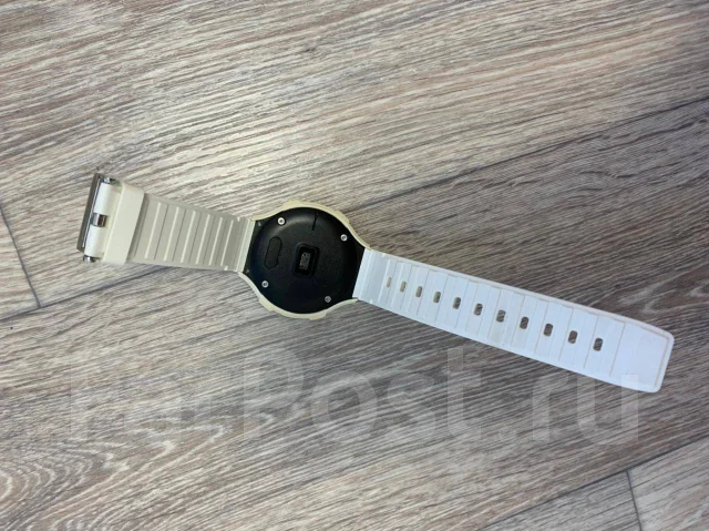 Alcatel OneTouch Watch. IP67 ����