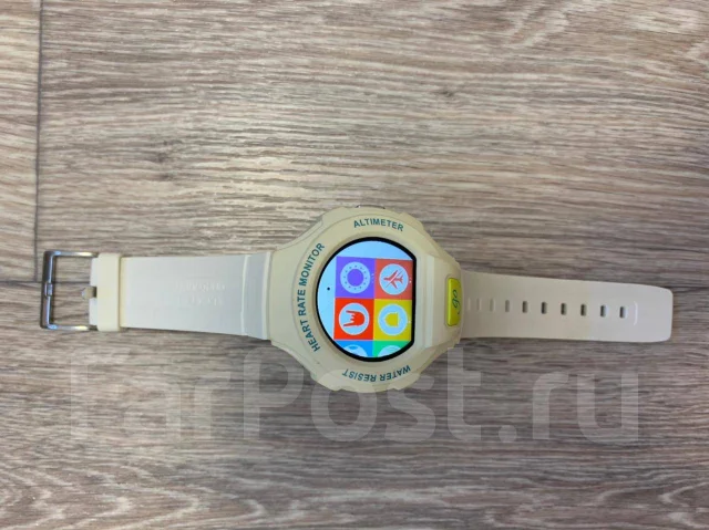 Alcatel OneTouch Watch. IP67 ����