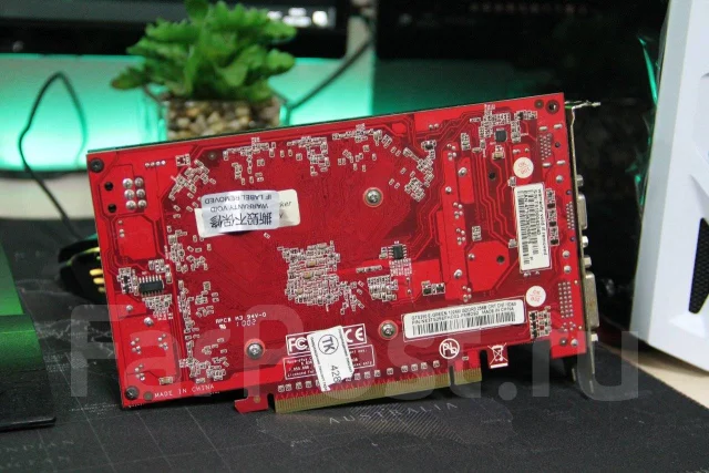 GeForce GTS 250 ����