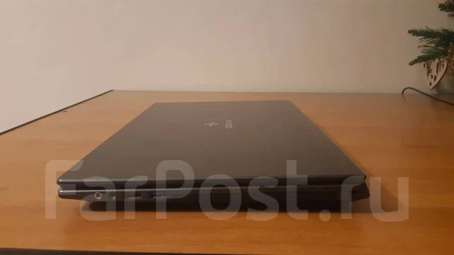 DEXP Achilles G104. 15.6", 2,5����, ��� 16 ��, ���� 250���, WiFi: 1, Bluetooth: 1, ����������� �� 2��. ����