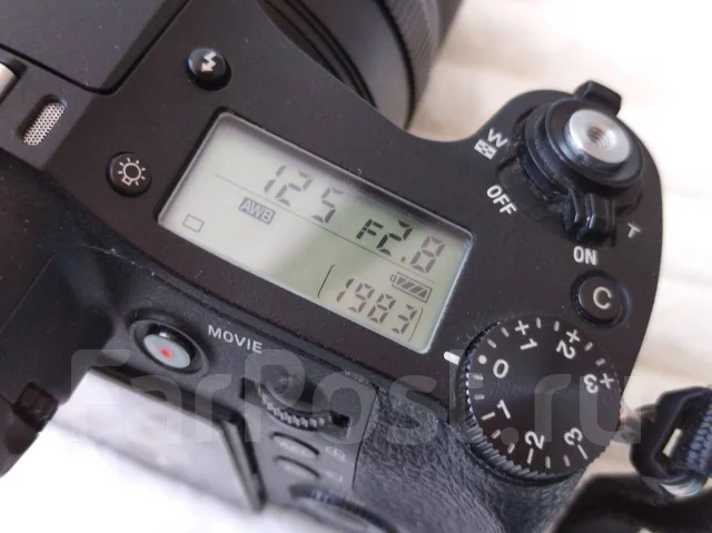Sony Cyber-shot DSC-RX10. 20 � ����� ��, ���: 7� ����