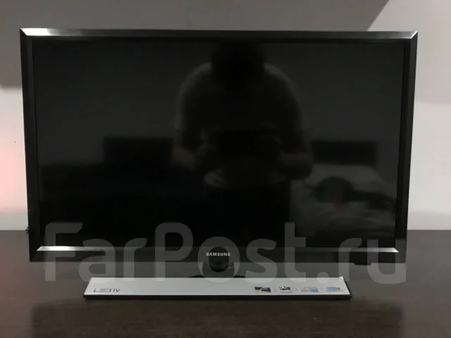 Samsung LT24E310EX. LED ����