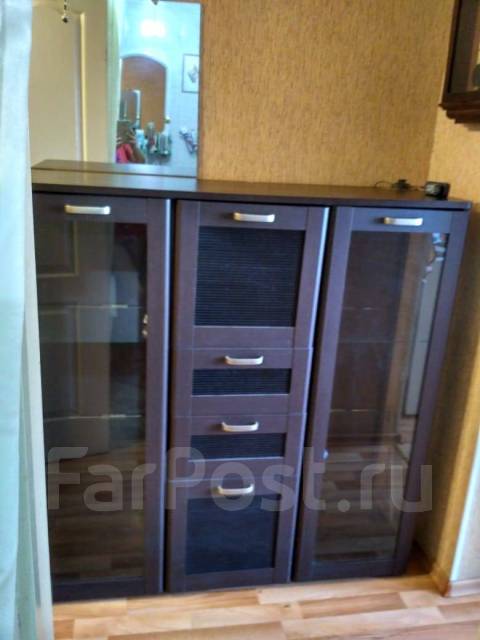 Комод с подсветкой, б/у, в наличии. Цена: 10 000₽ в Хабаровске