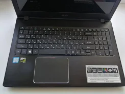 Acer Aspire E15. 15.6", 60����, ��� 16 ��, ���� 500���, WiFi: 1, Bluetooth: 1, ����������� �� 6��. ����