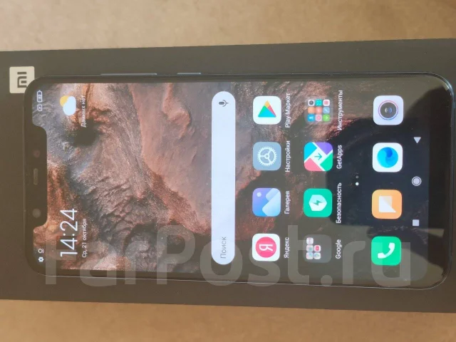 Xiaomi Mi8. �/�, �����, 3G, 4G LTE, Dual-SIM, NFC ����