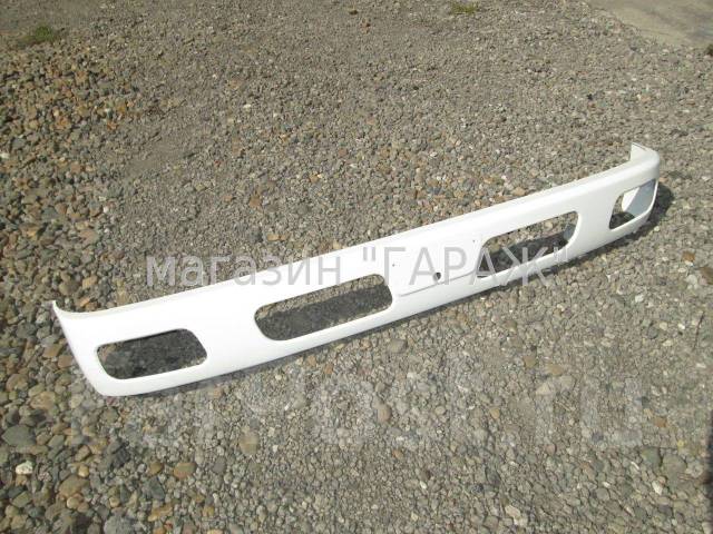 Передний усилитель фусо. Бампер кантер. Бампер фусо кантер. Бампер передний мицубиси кантер. Бампер canter 02 широкая кабина.