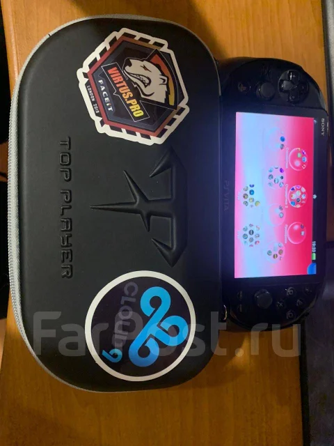 Sony PlayStation Vita ����