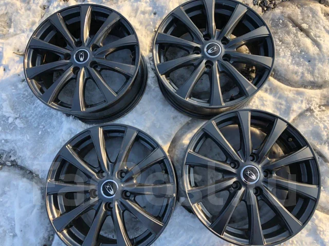 Vossen M-X3. 6.5x16", 5x114.3, ET48, �� 72���. ����