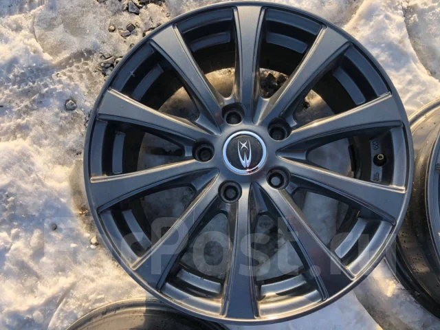 Vossen M-X3. 6.5x16", 5x114.3, ET48, �� 72���. ����