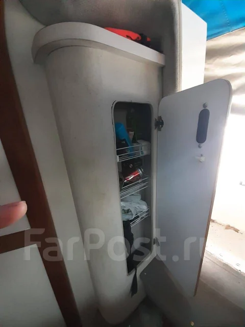 Bayliner. 1991 ���, ����� 8��., ��������� ������������, 180��.�., ������ ����