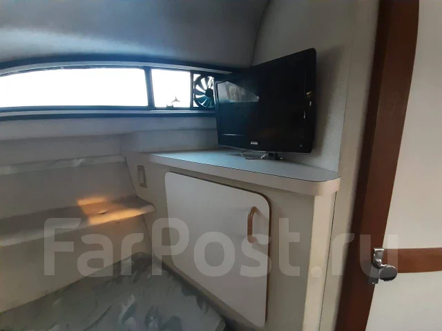 Bayliner. 1991 ���, ����� 8��., ��������� ������������, 180��.�., ������ ����