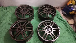 Bridgestone Glitzer. 7.5x18", 5x114.3, ET42, �� 73,1���. ����
