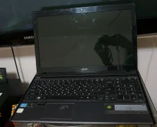 Acer Aspire 5755G. 15.6", 2 500,0����, ���� 750���, WiFi, Bluetooth ����