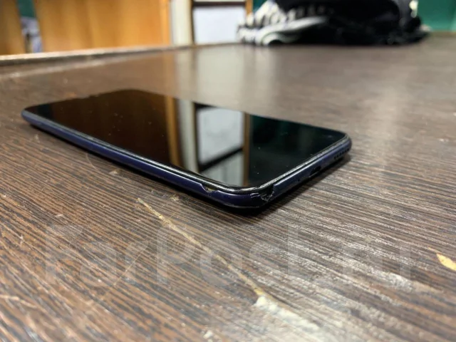 Honor 8C. �/�, �����, 3G, 4G LTE, Dual-SIM ����