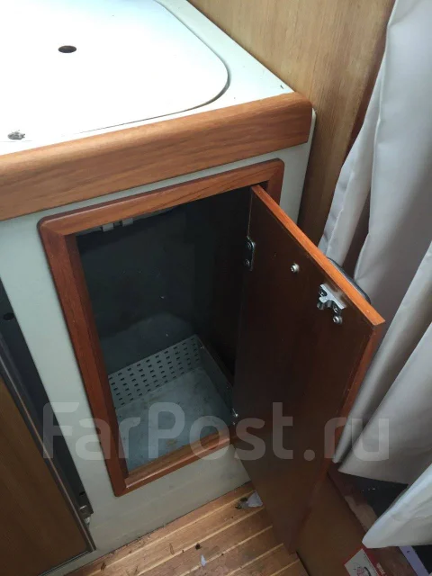 Yamaha PC-27. 1992 ���, ����� 9��., ��������� ������������, 260��.�., ������ ����