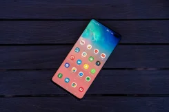 Samsung Galaxy S10. �/�, ������, 3G, 4G LTE, NFC ����