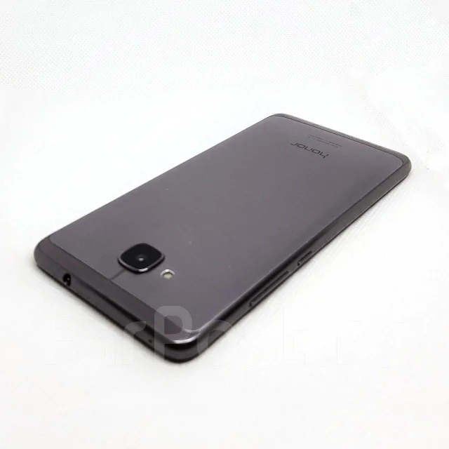 Honor 5C. �/�, �����, 4G LTE, Dual-SIM, NFC ����