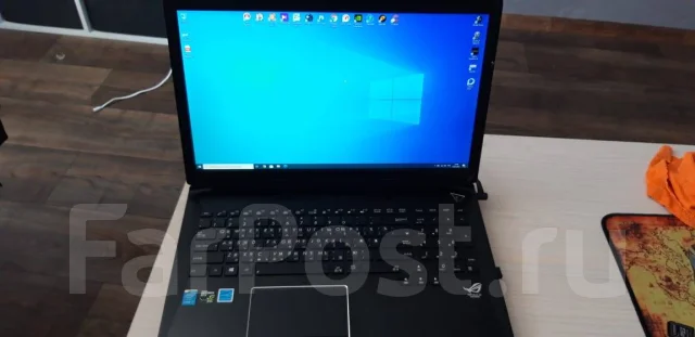 Asus ROG G750JS. 17", 2,5����, ��� 16 ��, ���� 500���, WiFi: 1, Bluetooth: 1, ����������� �� 2��. ����