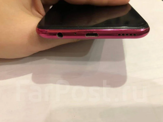 Honor 10i. �/�, �������, 4G LTE, Dual-SIM, NFC ����