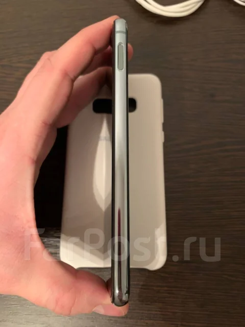 Samsung Galaxy S10e. �/�, ��������� ����