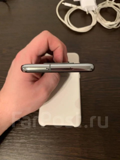 Samsung Galaxy S10e. �/�, ��������� ����