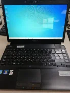 Toshiba Satellite R830. 13.3", 2,9����, ��� 8 ��, ���� 820���, WiFi: 1, Bluetooth: 1, ����������� �� 5��. ����