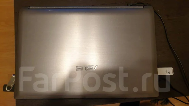 Asus N53. 15.6", 2,5����, ��� 6 ��, ���� 620���, WiFi: 1, Bluetooth: 1, ����������� �� 3��. ����