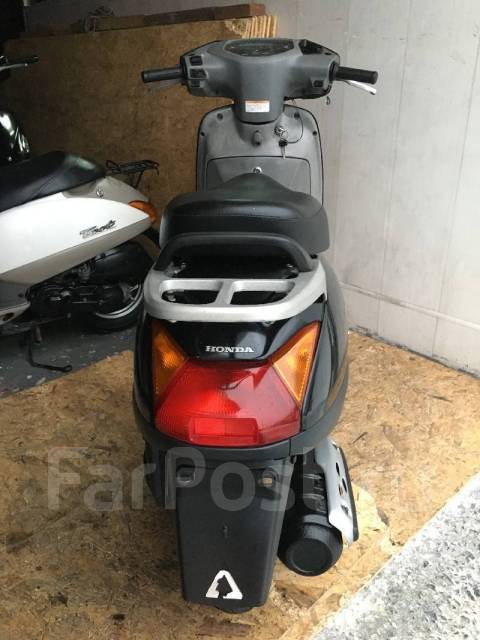 Honda lead 100 jf06