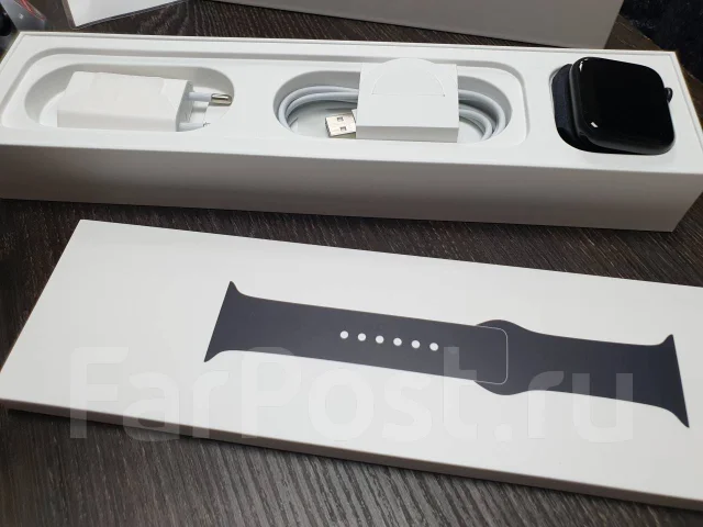Apple Watch Series 5. GPS, NFC, IP68 ����