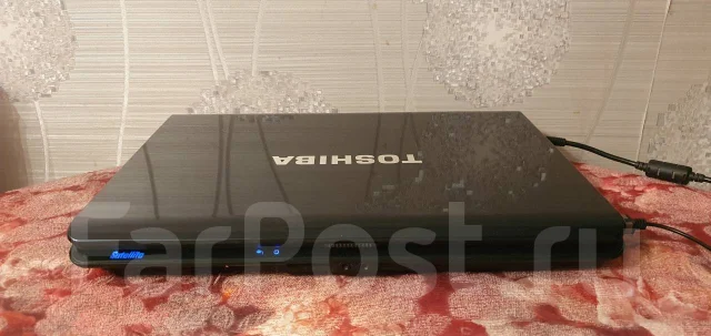 Toshiba Satellite A200. 15.4", 1,7����, ��� 2048 ��, ���� 200���, WiFi: 1, ����������� �� 1��. ����