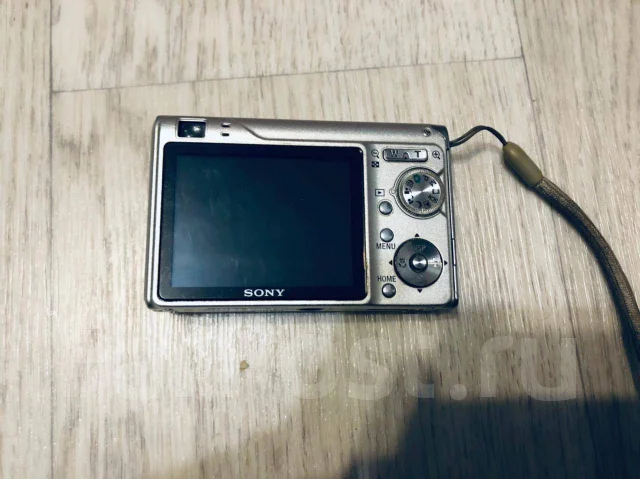 Sony Cyber-shot DSC-R1. 10 - 14.9 ��, ���: 3� ����