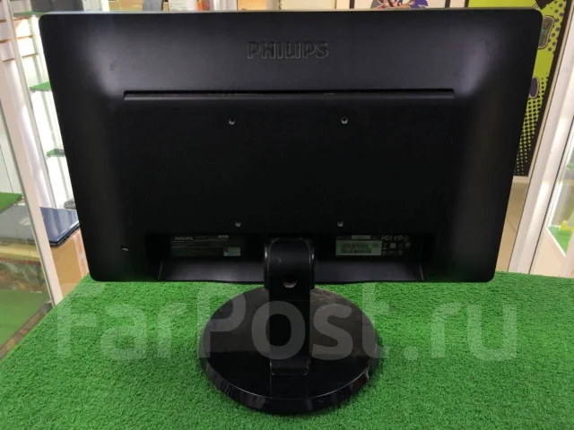 Philips. 18.5" ����