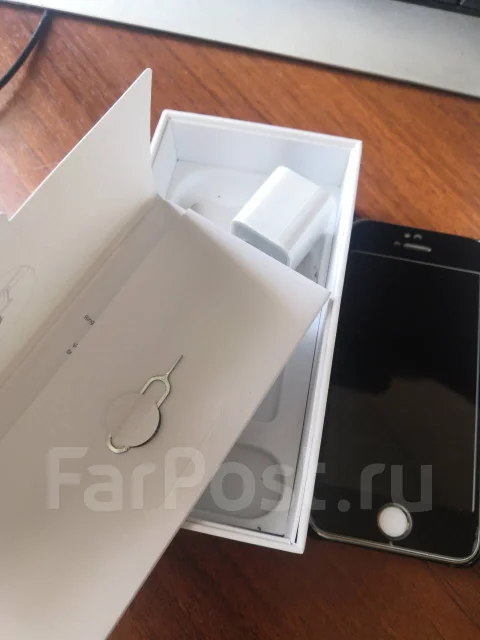 Apple iPhone 5s. �/�, �������, 3G, 4G LTE ����