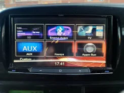 Clarion NX702 ����