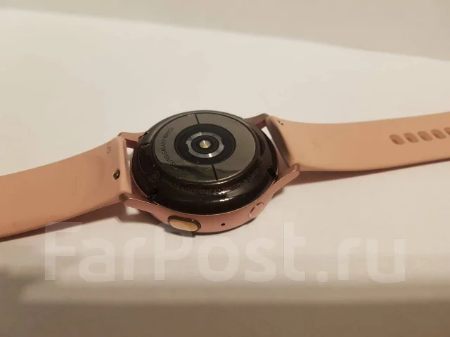 Samsung Galaxy Watch Active2. NFC ����