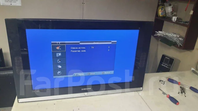 Samsung LE32R71B. LCD (��) ����