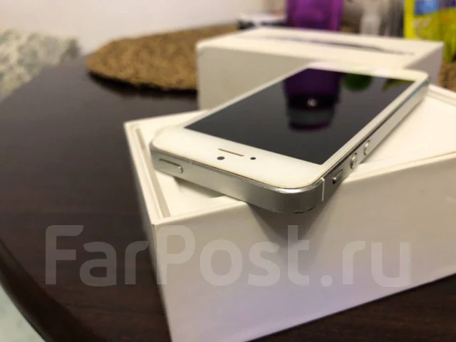 Apple iPhone 5. �/�, �����, 3G, 4G LTE ����