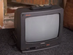 Goldstar. CRT (���) ����
