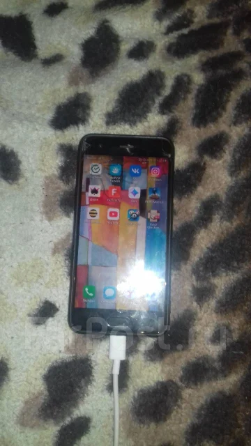 Honor 9. �/�, ������, 3G, 4G LTE, 5G, NFC ����