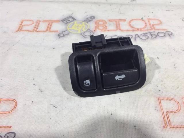 Nissan 25380-ed000 кнопка открывания багажника. кнопка открывания бака. кнопка открывания багажника авенсис. кнопка бензобака volkswagen passat b6. кнопка открывания бензобака хендай гранд старекс.