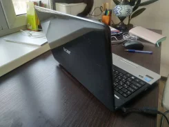 Acer Aspire E1. 15.6", ��� 4 ��, ���� 250���, WiFi, Bluetooth ����