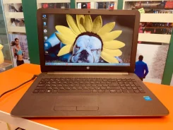 HP 250. 15.6", 1,6����, ��� 8 ��, ���� 500���, WiFi, Bluetooth ����