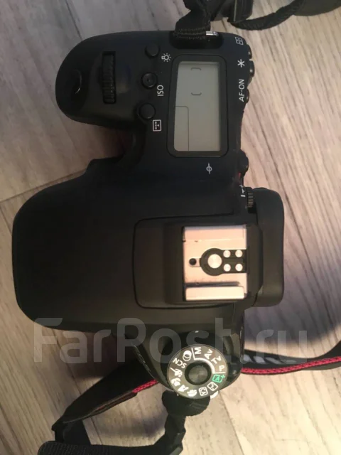 Canon EOS 77D Kit. 20 � ����� ��, ���: 14� � ����� ����