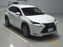 Lexus NX300h. ��������, 4wd, 2.5 (152��.�.), ������, 70����. ��, �/�. ��� ����� �� ������������ ����