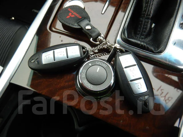 Mitsubishi Proudia. Y51, VQ25 ����