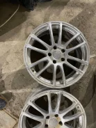 Avangrade. x18", 5x114.3 ����