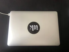 Apple MacBook Pro 13 2015 Early. 13.3", 2,7����, ��� 8 ��, ���� 128���, WiFi, Bluetooth ����