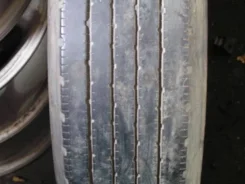 BRIDGESTONE R200